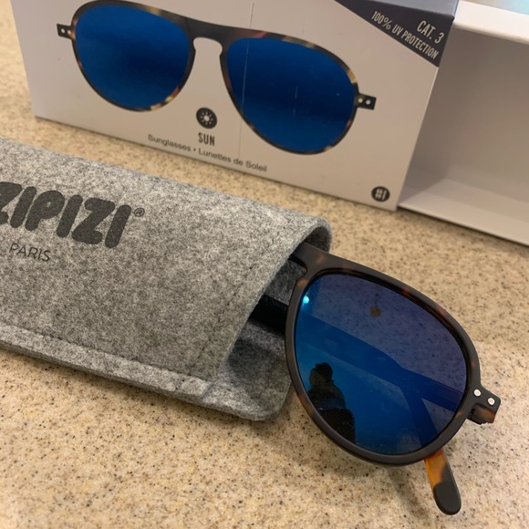 IZIPIZI Sunglasses aviator NWT and box - Picture 4 of 8